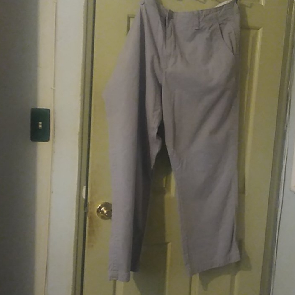 Men's Khakis Old Navy 42 × 30